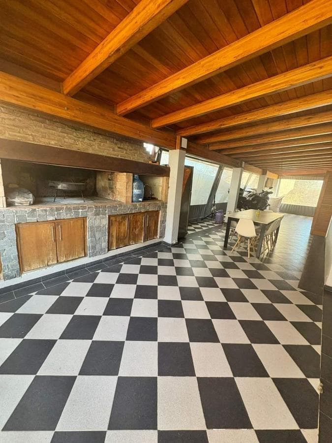 SINGLE-STORY HOUSE FOR SALE IN EL TALAR DE MENDIOLAZA—ELIGIBLE FOR A MORTGAGE