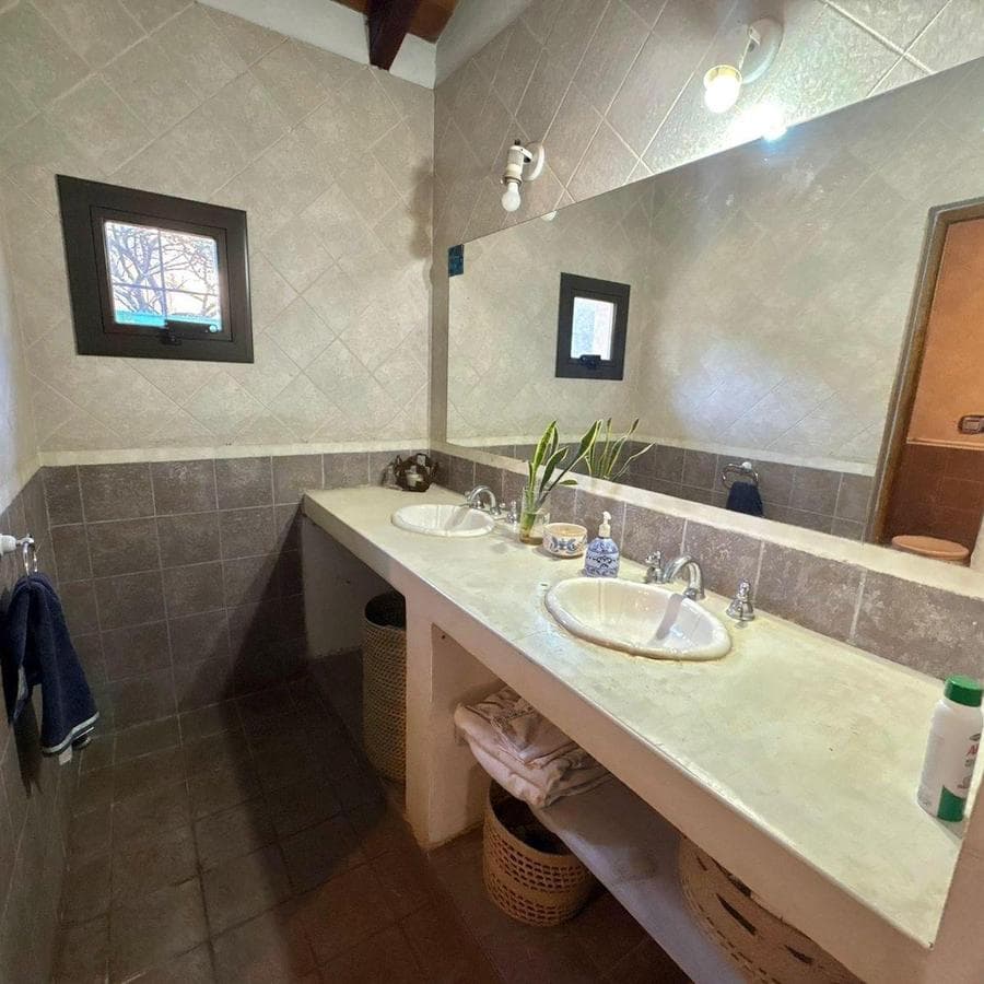 4-BEDROOM HOUSE FOR SALE IN CALICANTO, VILLA WARCALDE, CORDOBA