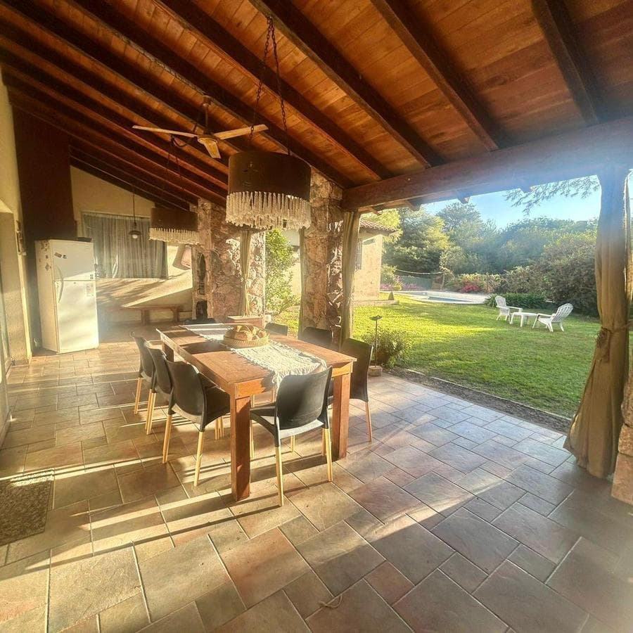 4-BEDROOM HOUSE FOR SALE IN CALICANTO, VILLA WARCALDE, CORDOBA