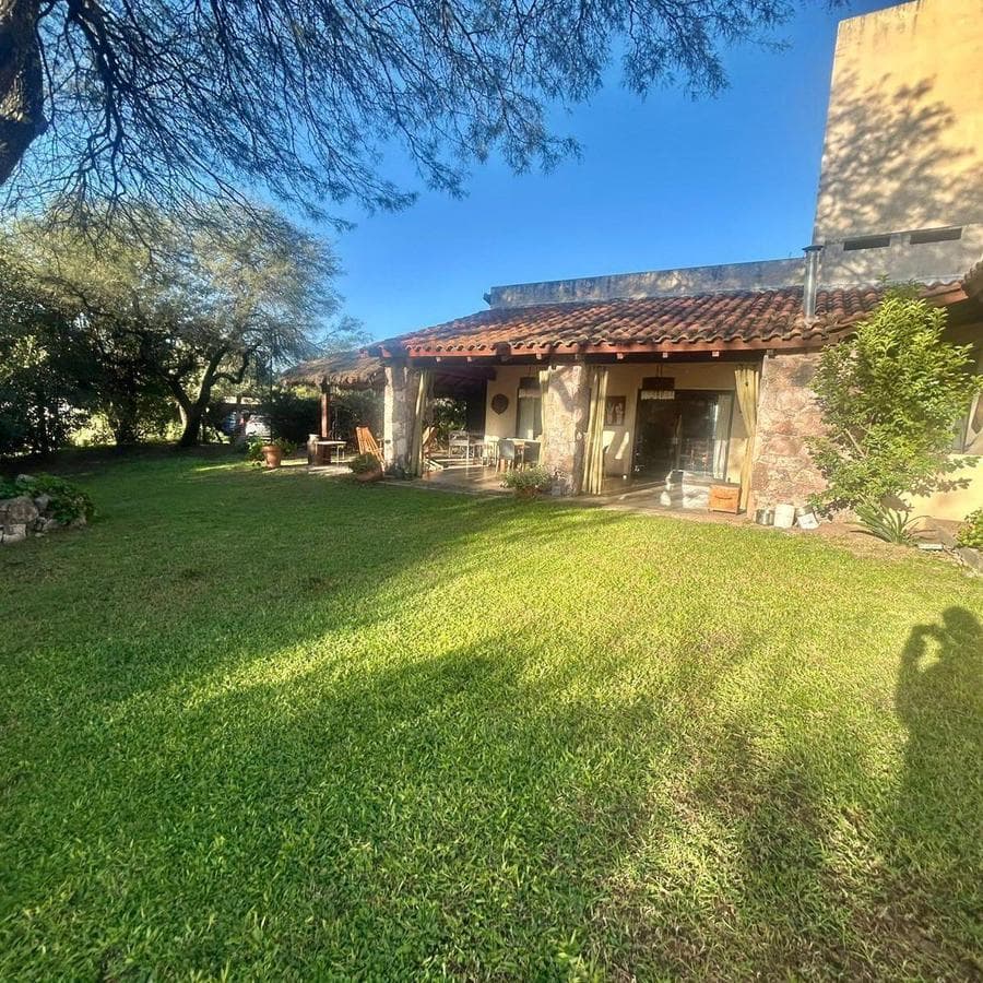 4-BEDROOM HOUSE FOR SALE IN CALICANTO, VILLA WARCALDE, CORDOBA