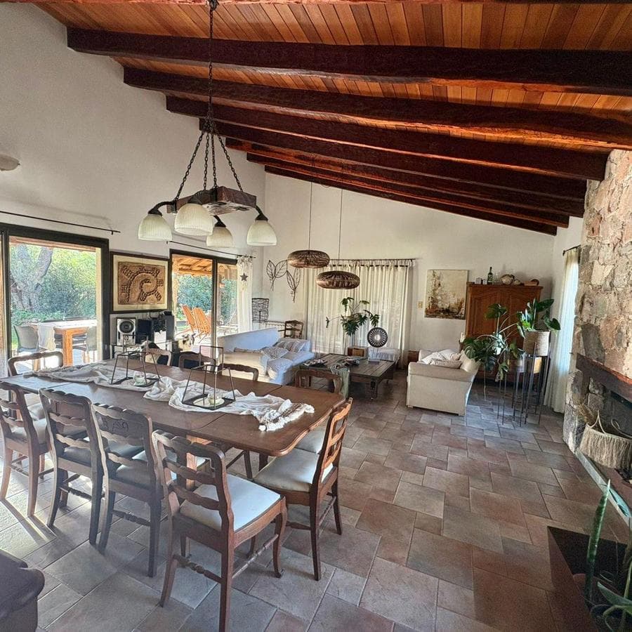 4-BEDROOM HOUSE FOR SALE IN CALICANTO, VILLA WARCALDE, CORDOBA