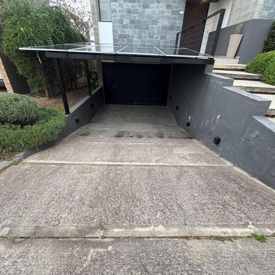 HOUSE FOR SALE: 3 BEDROOMS, TERRAZAS DE LA ESTANZUELA, LA CALERA, CORDOBA—QUALIFIES FOR A MORTGAGE!