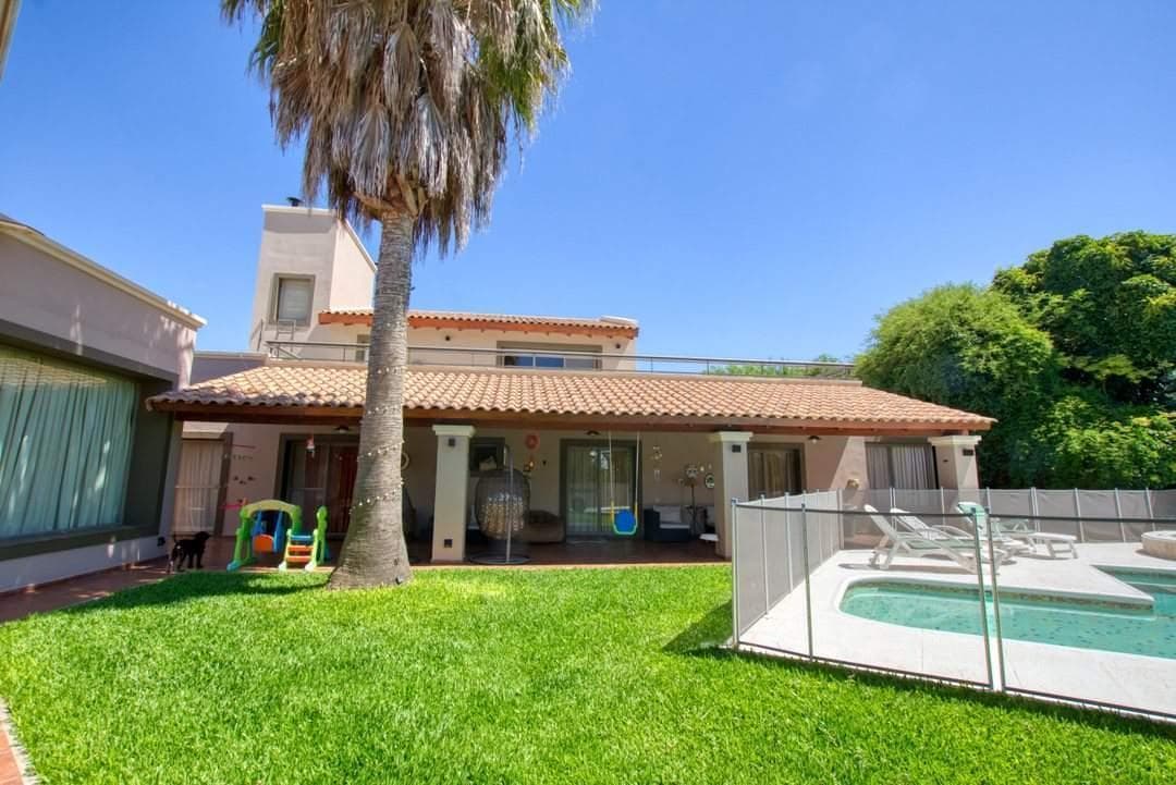 HOUSE FOR SALE: 6-BEDROOM COUNTRY HOME IN EL BOSQUE, VILLA WARCALDE—SINGLE-STORY