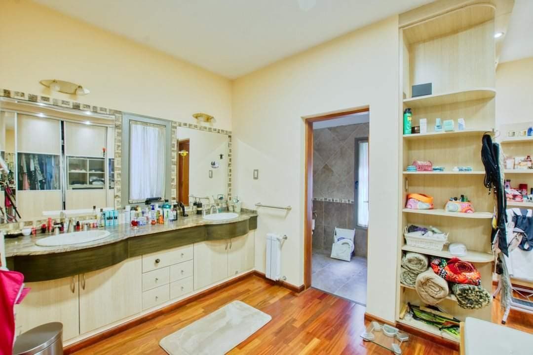 HOUSE FOR SALE: 6-BEDROOM COUNTRY HOME IN EL BOSQUE, VILLA WARCALDE—SINGLE-STORY