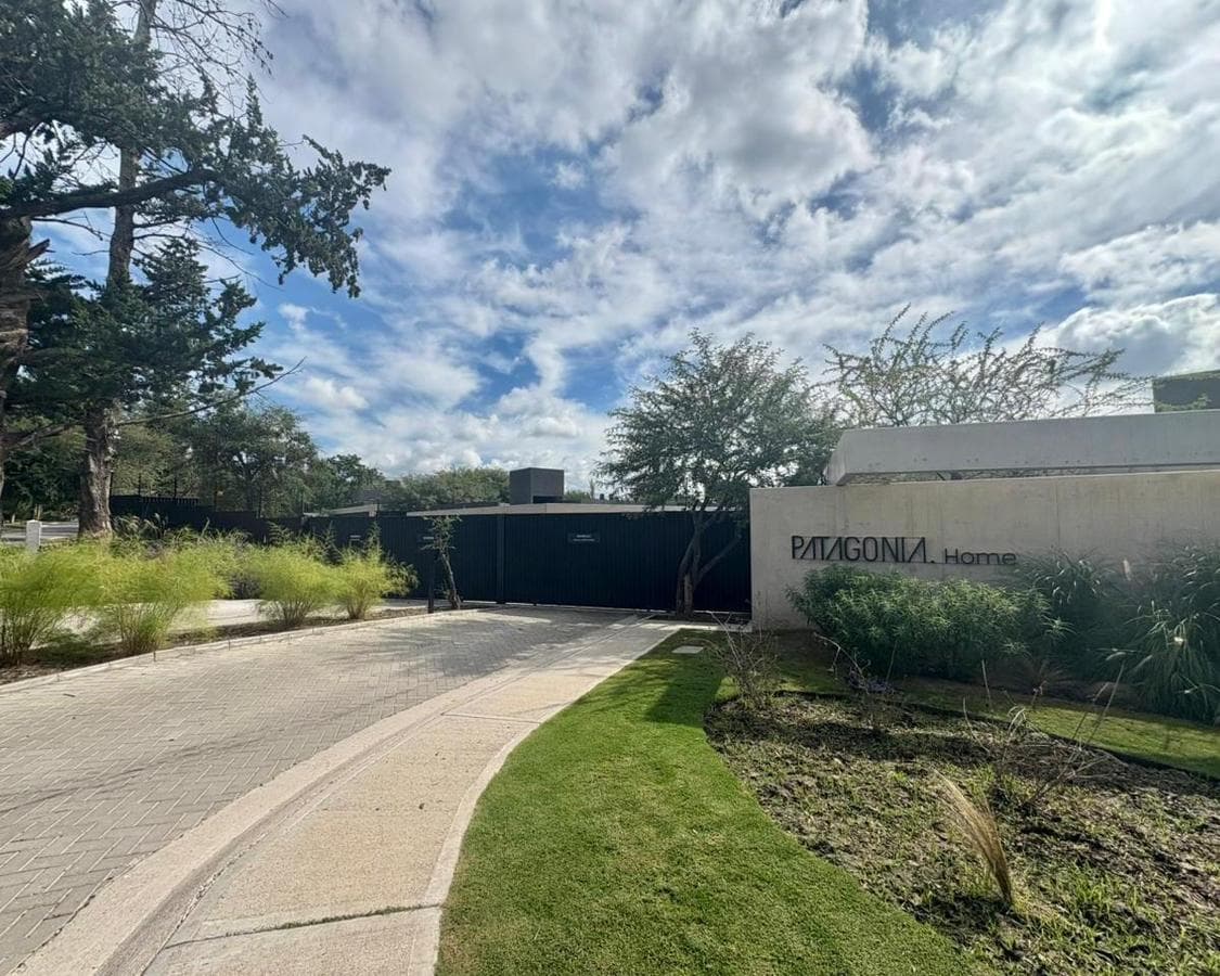 HOUSE FOR SALE: 3 BEDROOMS, SINGLE-STORY, PATAGONIA HOME, VILLA WARCALDE, CORDOBA