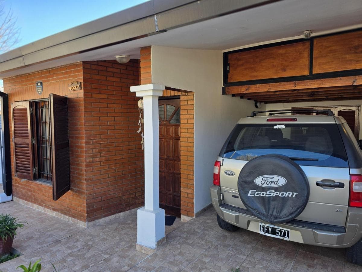 3-BEDROOM HOUSE FOR SALE IN SOL Y RIO