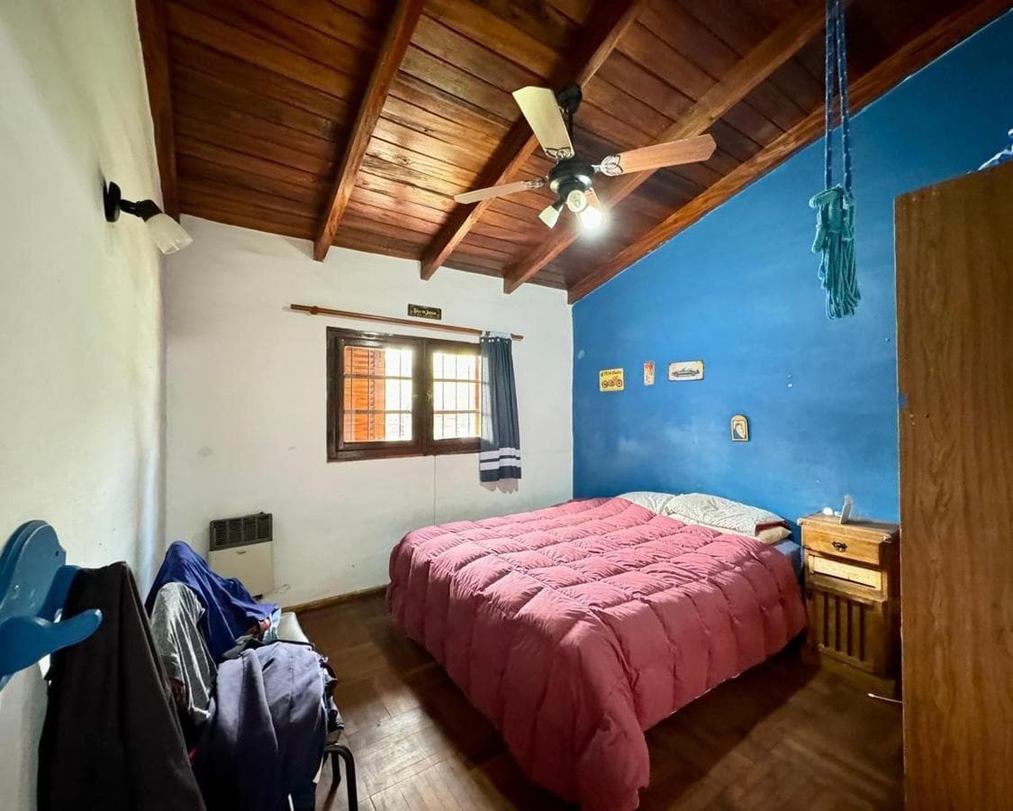 HOUSE FOR SALE: 3-BEDROOM VILLA IN WARCALDE WITH BARBECUE AREA AND POOL