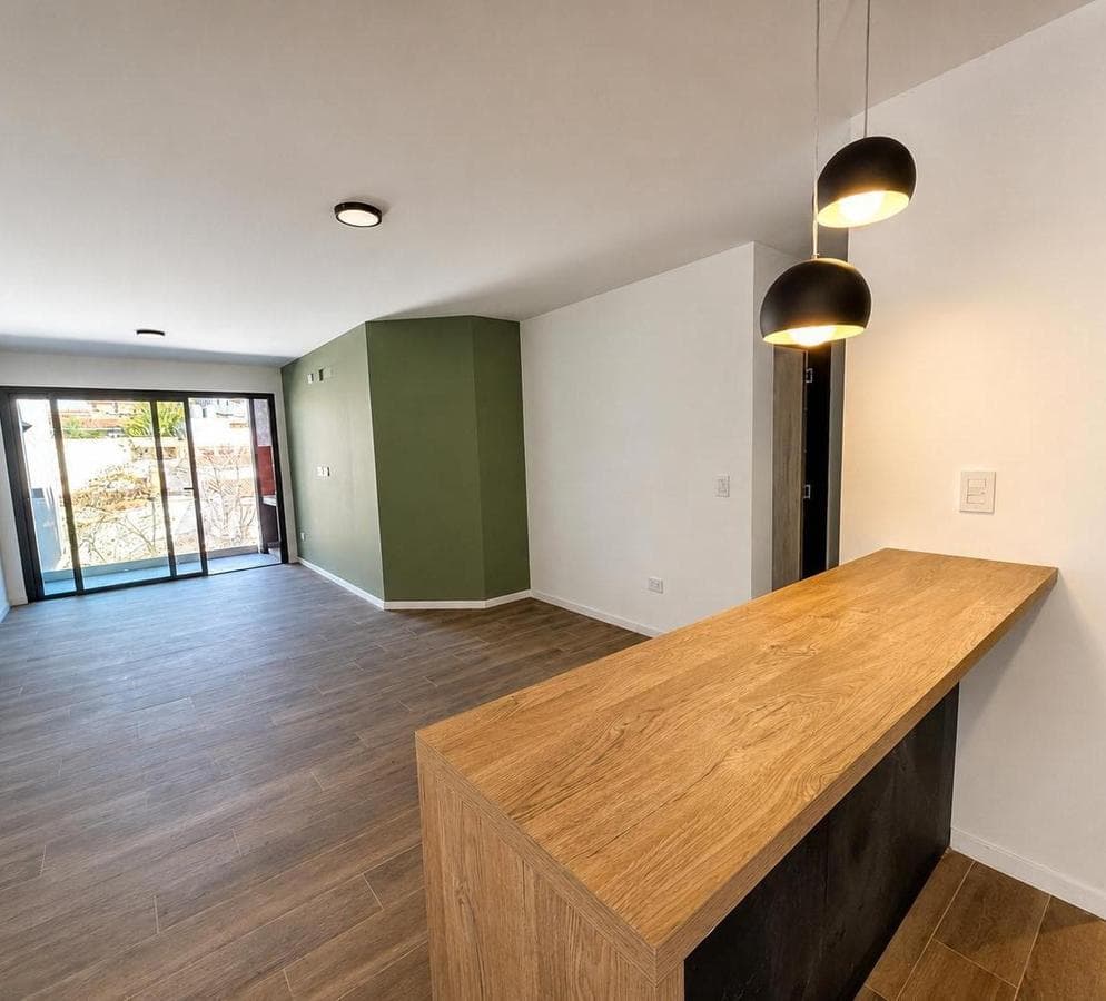 1-BEDROOM APARTMENT FOR SALE WITH GARAGE