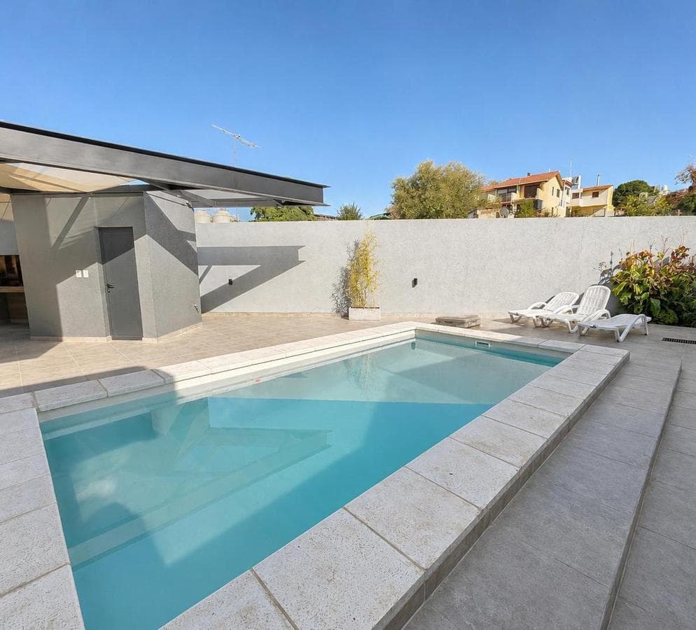 1-BEDROOM APARTMENT FOR SALE WITH GARAGE