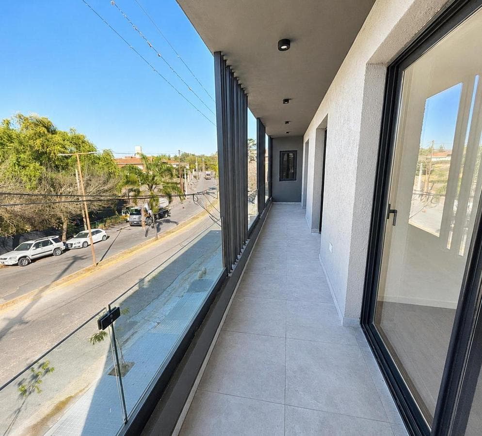 BRAND-NEW PREMIUM 2-BEDROOM APARTMENT FOR SALE