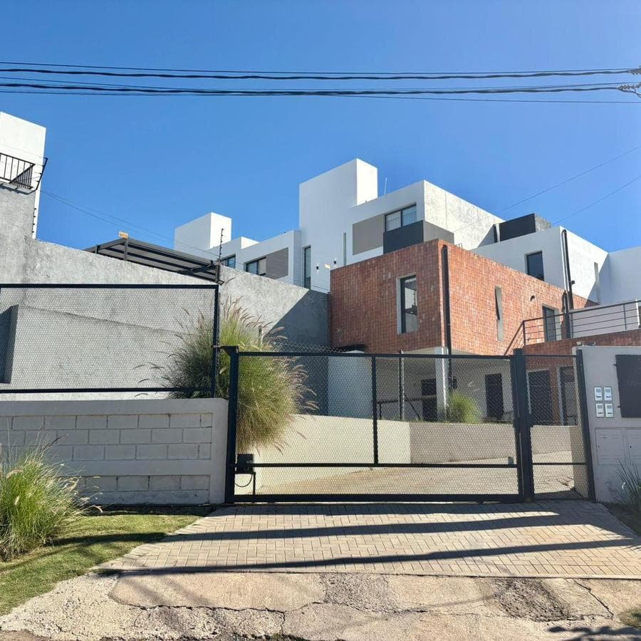 DUPLEX FOR SALE IN HOUSING MIRADORES DE LA CUESTA II, CUESTA COLORADA, LA CALERA, CORDOBA—ELIGIBLE FOR MORTGAGE