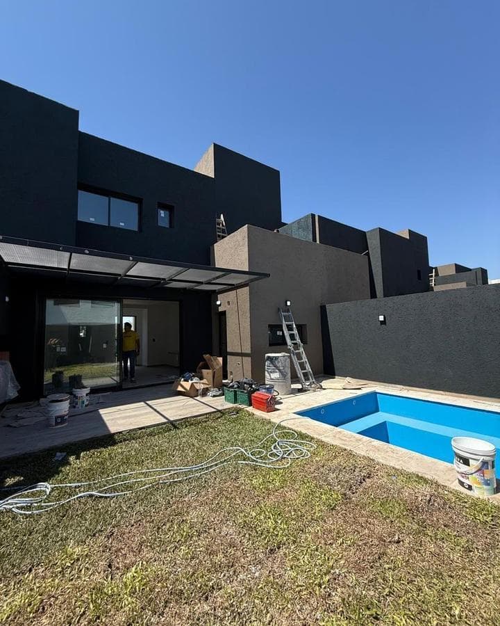 3-BEDROOM DUPLEX FOR SALE IN SAN IGNACIO VILLAGE OFFICE BUILDING