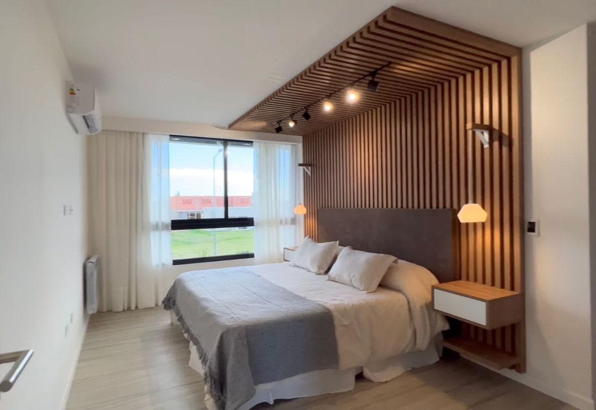 3-BEDROOM DUPLEX FOR SALE IN SAN IGNACIO VILLAGE!!!