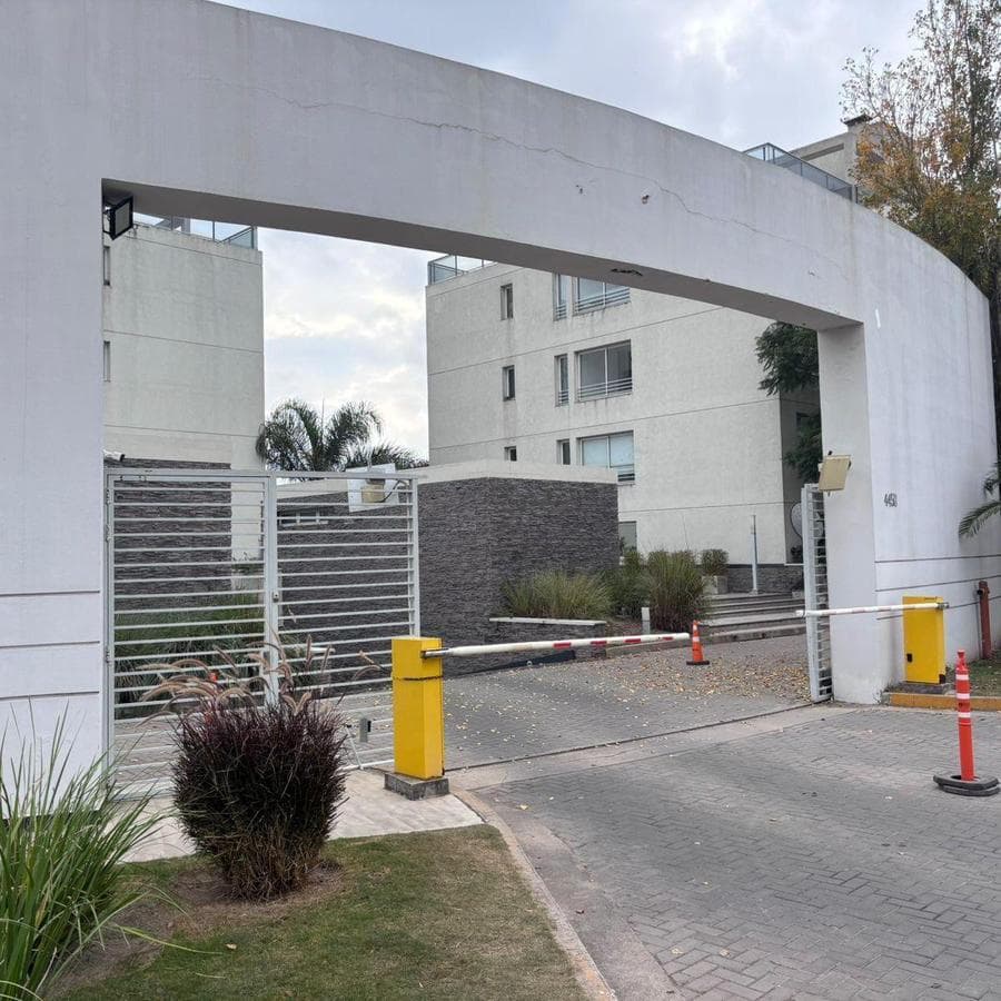 APARTMENT FOR SALE IN FONTANAS DEL SUR I