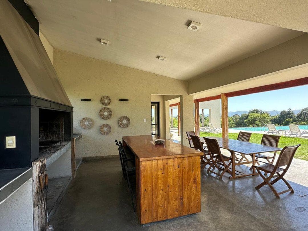EXCLUSIVE LOT FOR SALE IN THE ALTOS DEL CORRAL COUNTRY CLUB, LOS REARTES, CÓRDOBA