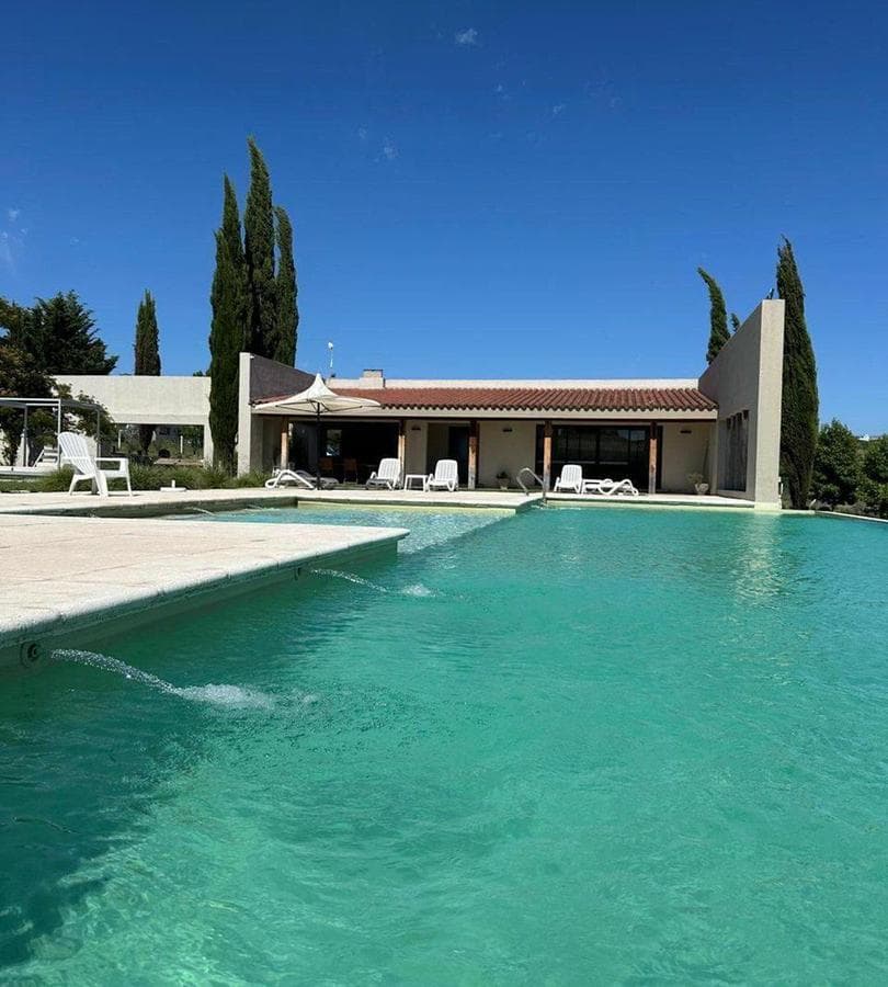 EXCLUSIVE LOT FOR SALE IN THE ALTOS DEL CORRAL COUNTRY CLUB, LOS REARTES, CÓRDOBA