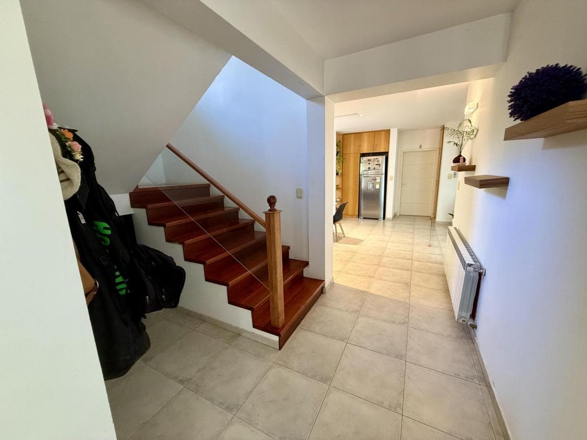 4-Bedroom House for Sale in Country La Rufina