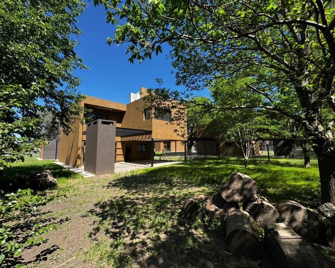 HOUSE FOR SALE IN THE VILLA ALLENDE GOLF GATED COMMUNITY