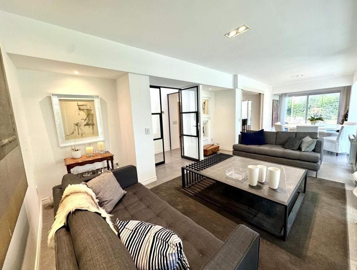 EXCLUSIVE LISTING: CASA CHACRAS DE LA VILLA - VILLA ALLENDE