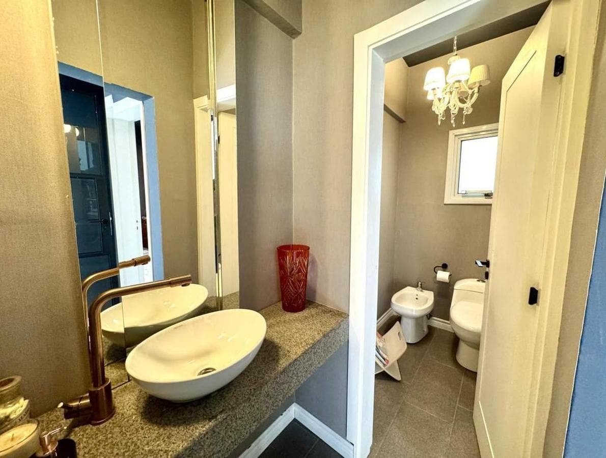 EXCLUSIVE LISTING: CASA CHACRAS DE LA VILLA - VILLA ALLENDE