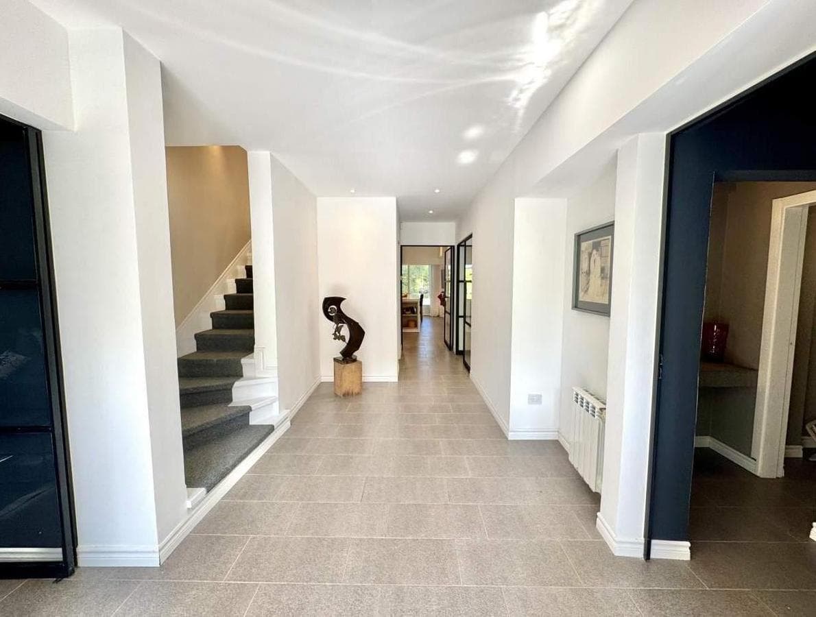 EXCLUSIVE LISTING: CASA CHACRAS DE LA VILLA - VILLA ALLENDE