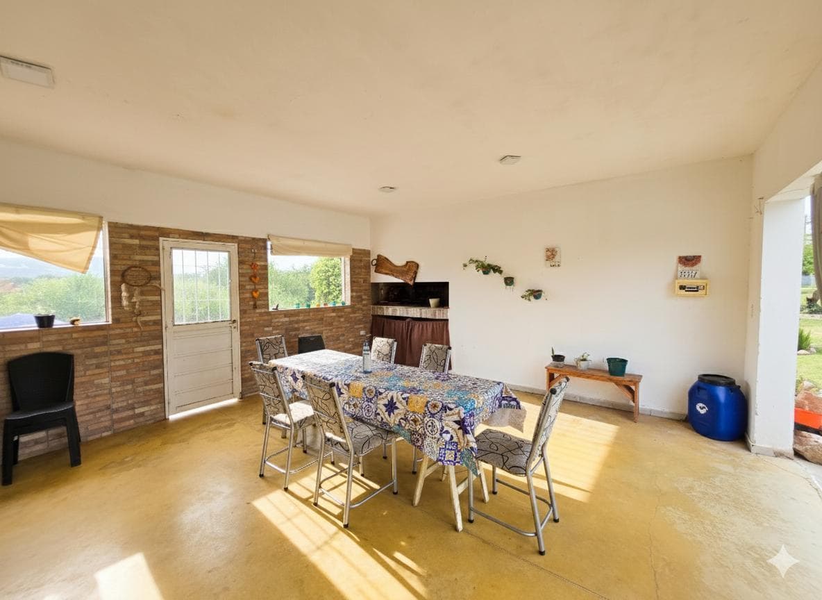 HOUSE FOR SALE IN LOMAS DEL REY