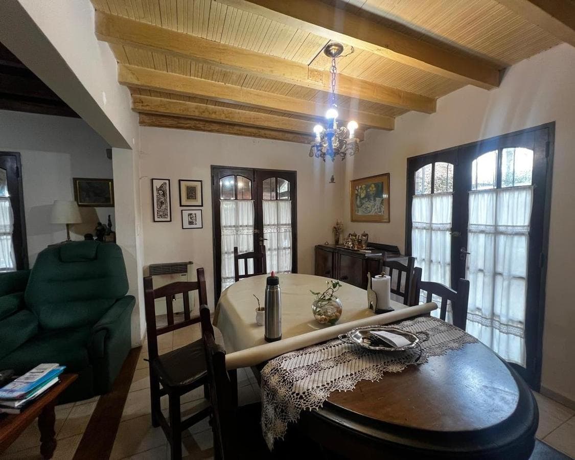 HOUSE FOR SALE: 3 BEDROOMS IN COLINAS DEL CERRO