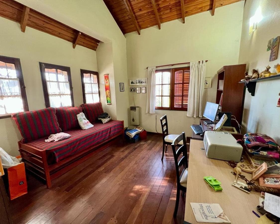 HOUSE FOR SALE: 3 BEDROOMS IN COLINAS DEL CERRO