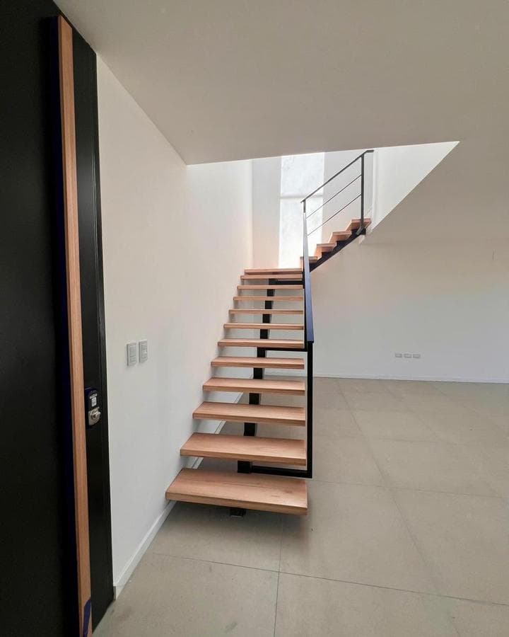 HOUSE FOR SALE - CAVENDISH HOUSING IN VILLA BELGRANO