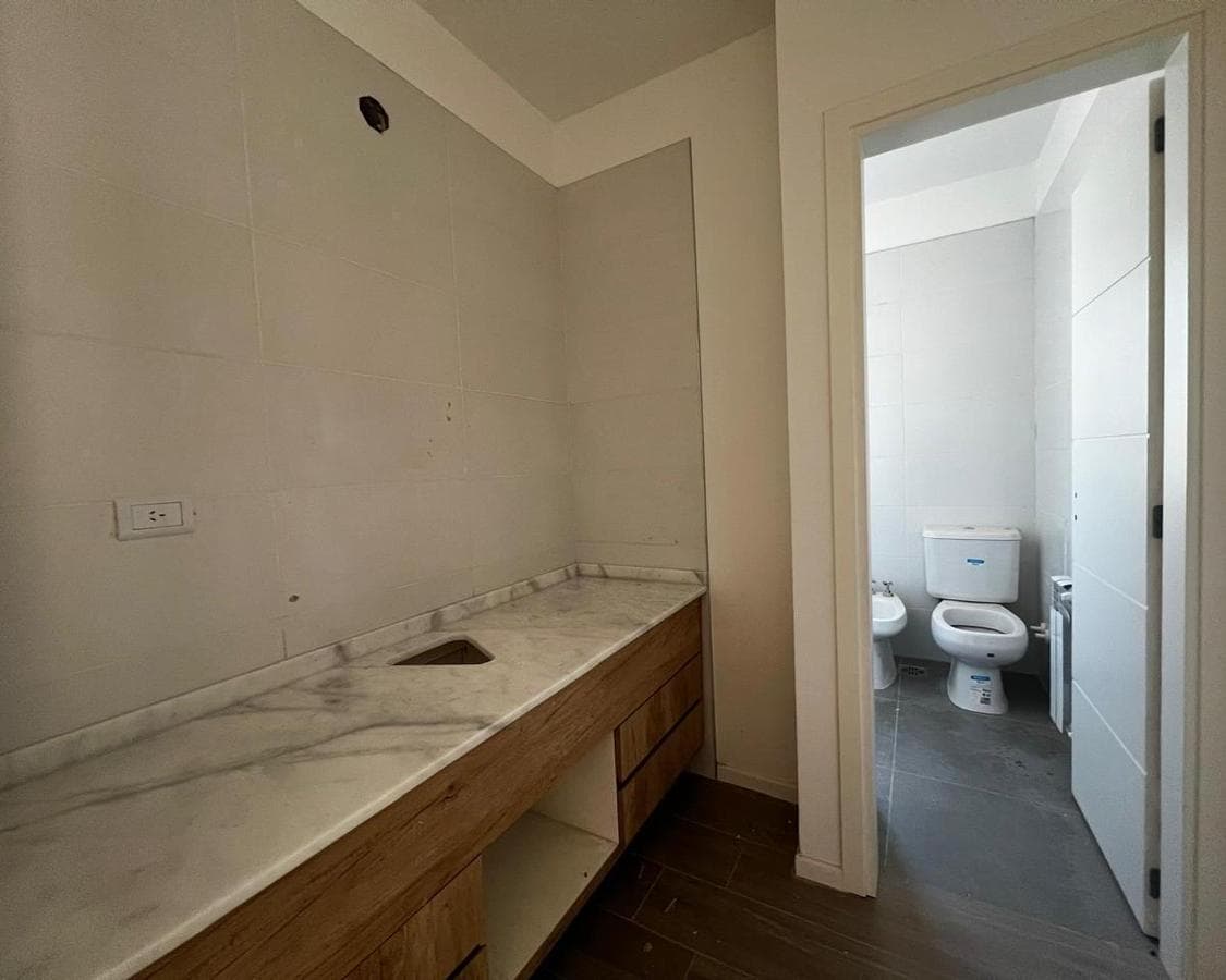 3-BEDROOM DUPLEX FOR SALE IN RIVERA NORTE, GATED COMMUNITY