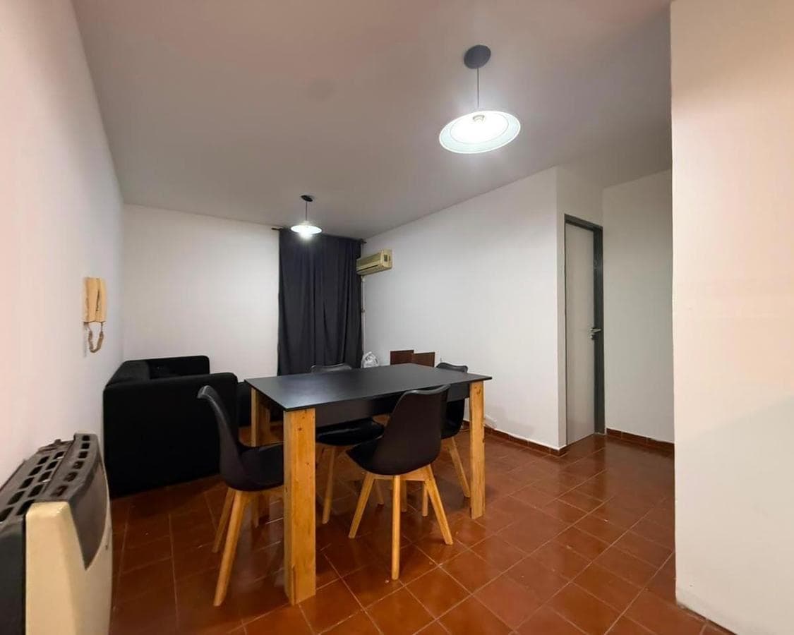 FOR SALE: GREAT DEAL, EXCELLENT LOCATION, RENOVATED AND FURNISHED - PLAZA COLON -