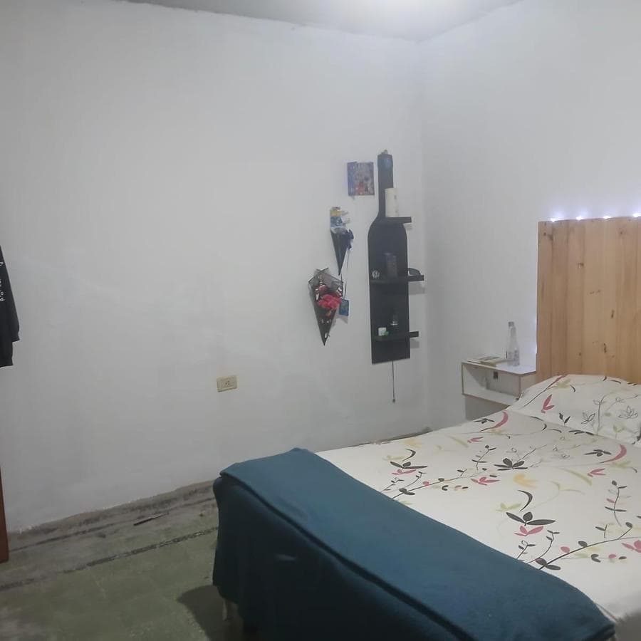 HOUSE FOR SALE IN NEED OF RENOVATION: 3 BEDROOMS, SINGLE STORY, QUEBRADA DE LAS ROSAS