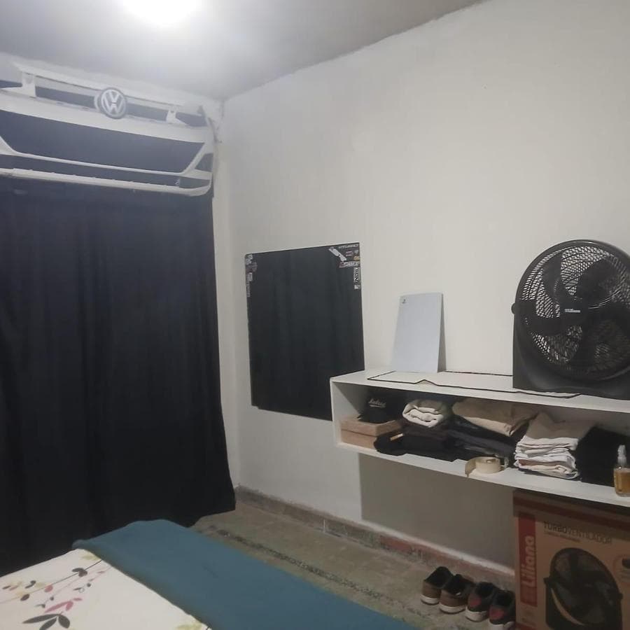 HOUSE FOR SALE IN NEED OF RENOVATION: 3 BEDROOMS, SINGLE STORY, QUEBRADA DE LAS ROSAS