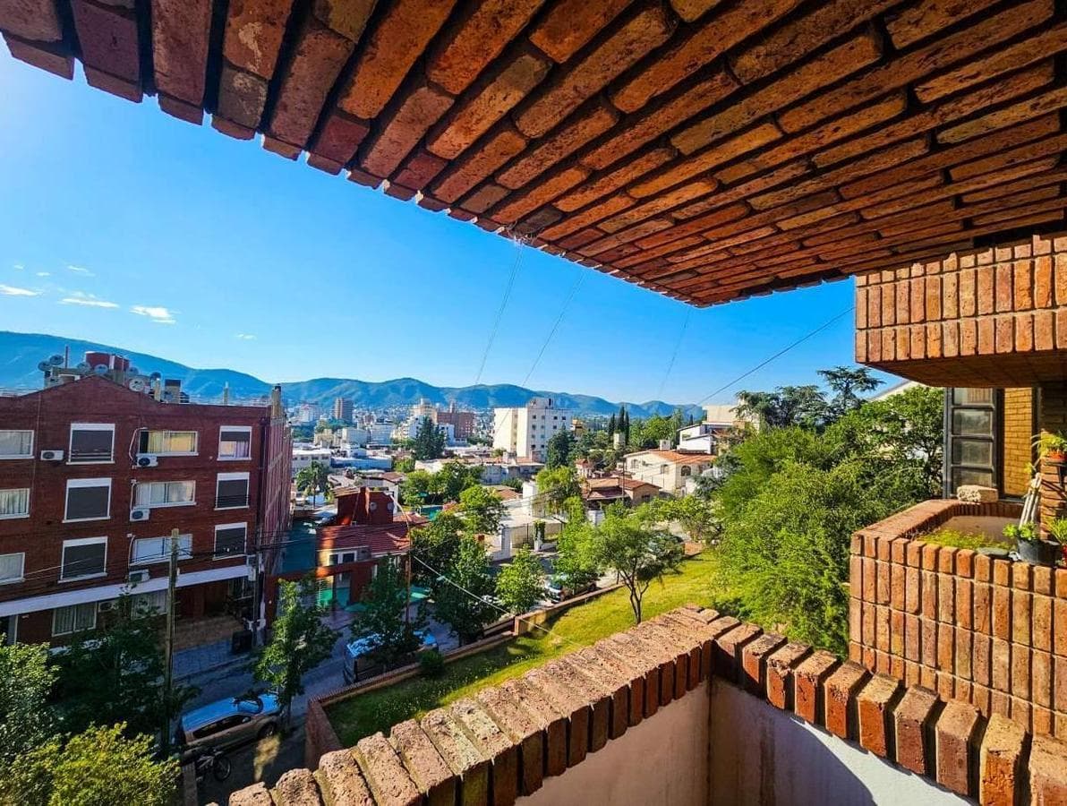 2-BEDROOM APARTMENT FOR SALE IN DOWNTOWN CARLOS PAZ