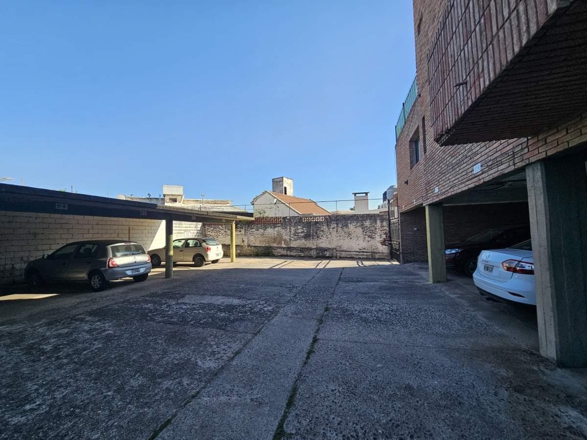 2-BEDROOM APARTMENT FOR SALE IN DOWNTOWN CARLOS PAZ