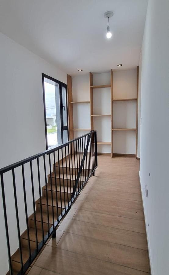 3-BEDROOM DUPLEX FOR SALE IN PRADOS DE MANANTIALES