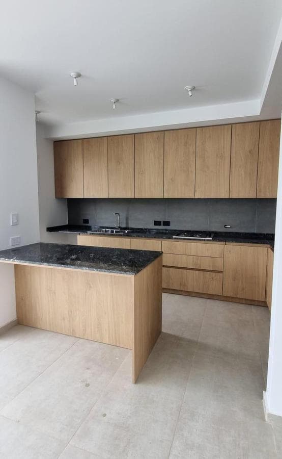 3-BEDROOM DUPLEX FOR SALE IN PRADOS DE MANANTIALES