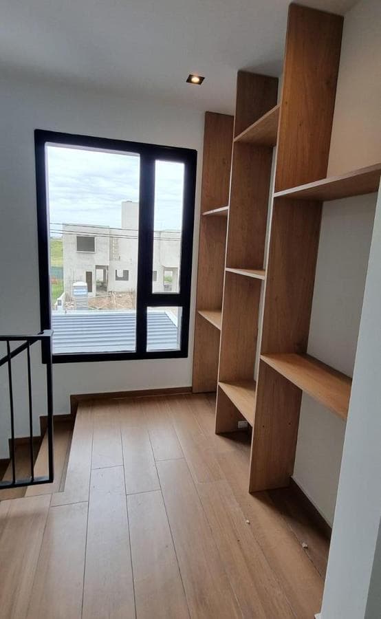 3-BEDROOM DUPLEX FOR SALE IN PRADOS DE MANANTIALES