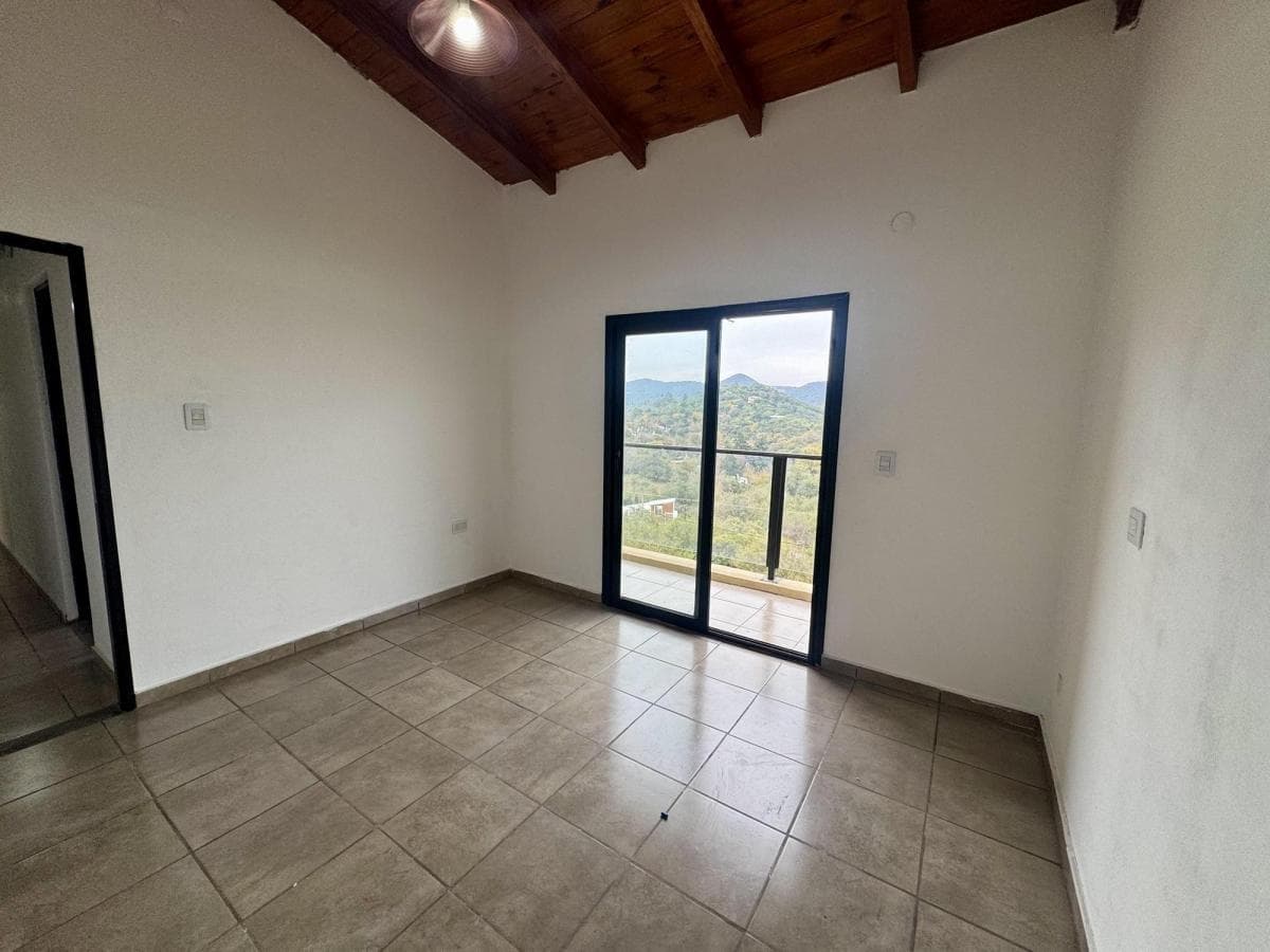 HOUSE FOR SALE: 3 BEDROOMS, CABANA - UNQUILLO