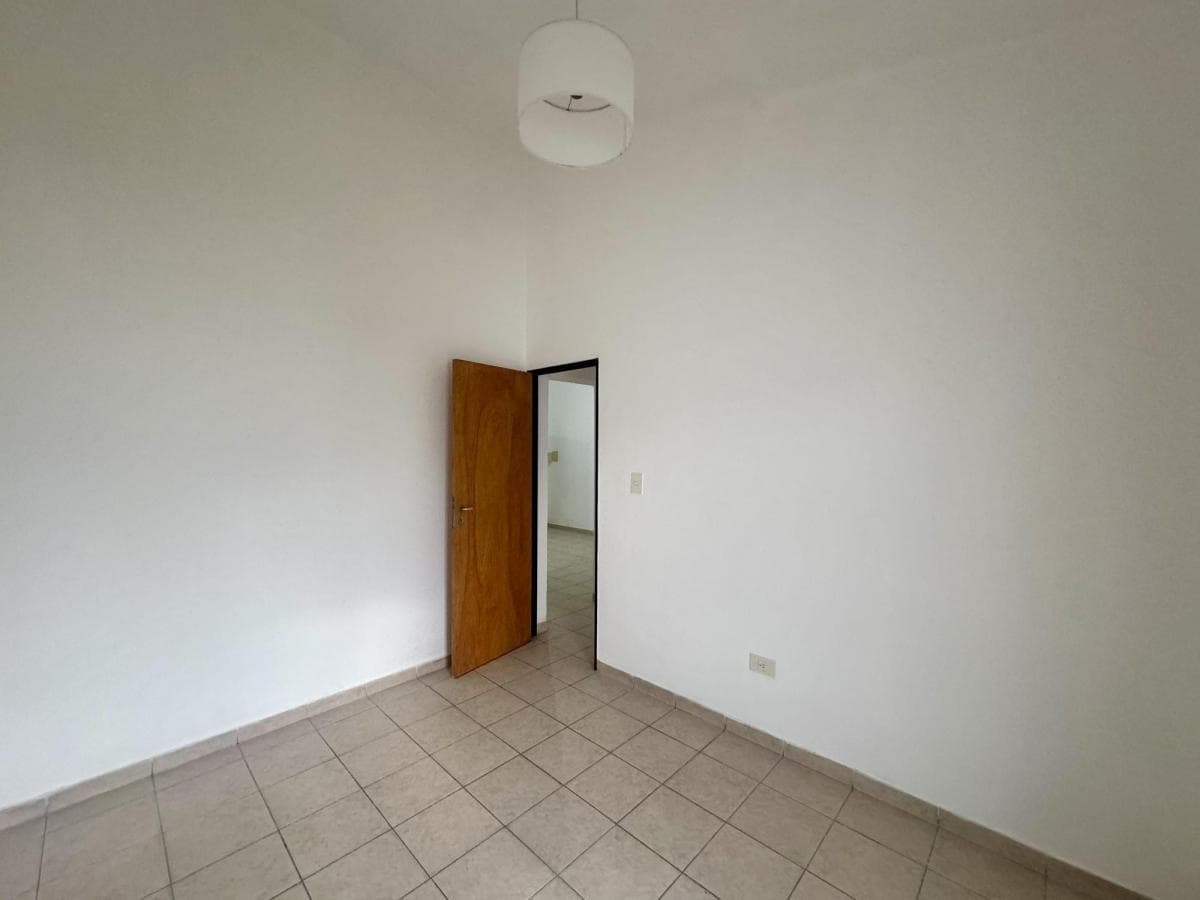 HOUSE FOR SALE: 2 BEDROOMS, LAS PALMAS NEIGHBORHOOD