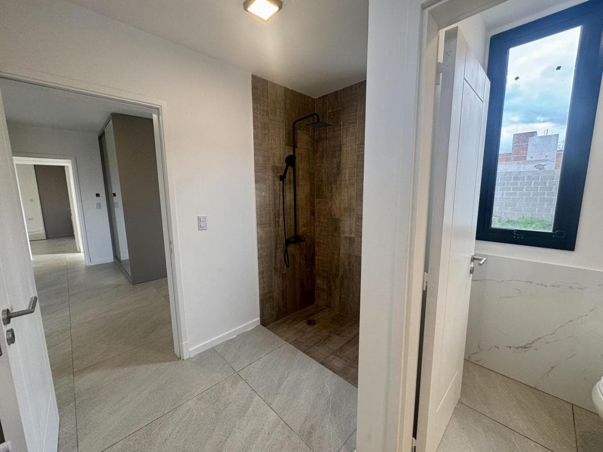 2-BEDROOM HOUSE FOR SALE IN RINCONES DE MANANTIALES