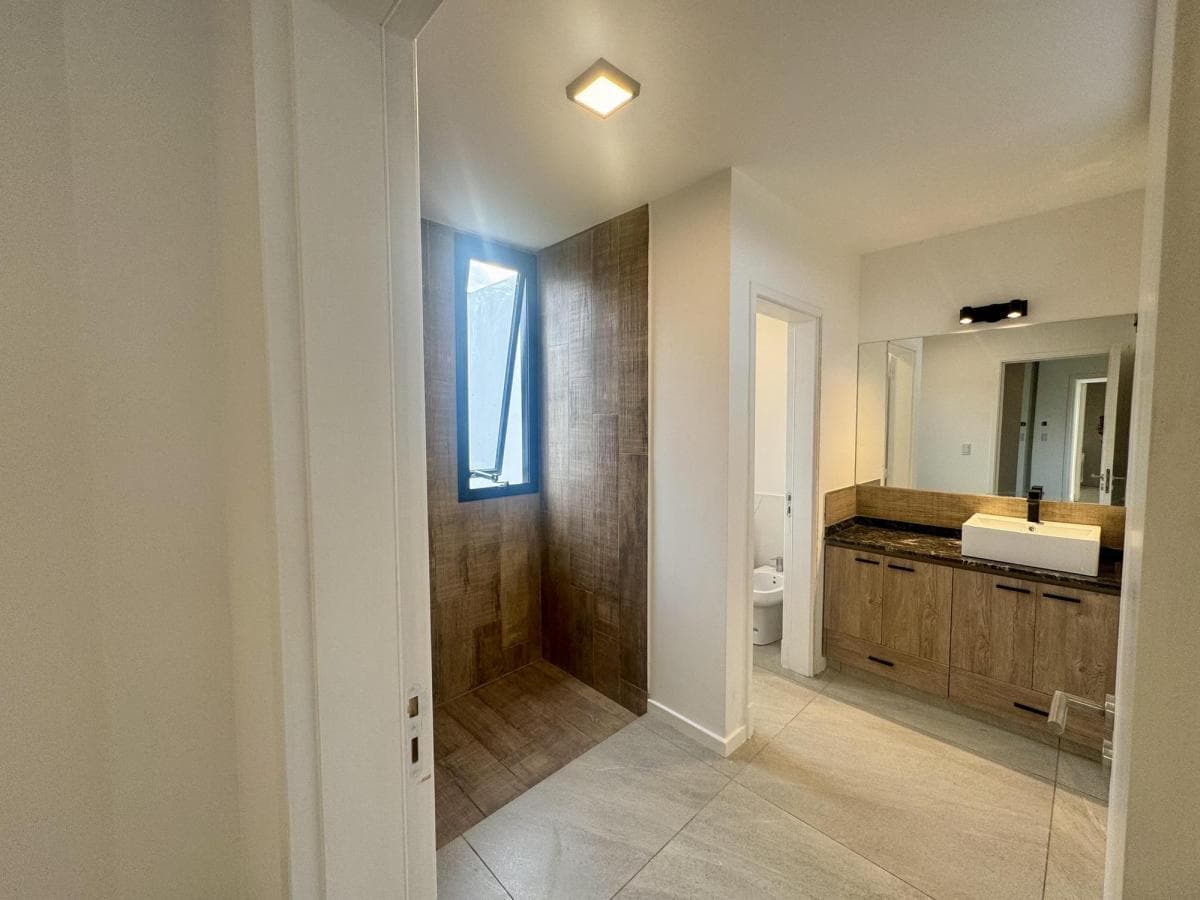 2-BEDROOM HOUSE FOR SALE IN RINCONES DE MANANTIALES