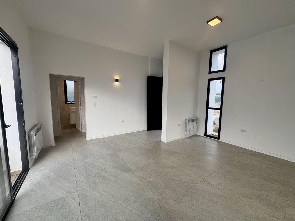 2-BEDROOM HOUSE FOR SALE IN RINCONES DE MANANTIALES