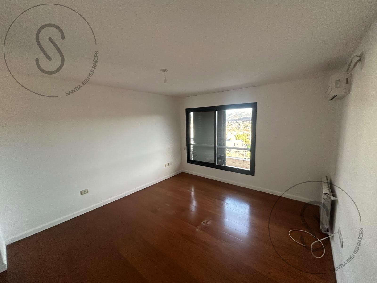 VENTA DEPTO 3 DORM CON 3 BAÑOS BALCON Y QUINCHO LA CUESTA VILLA RESIDENCIAL