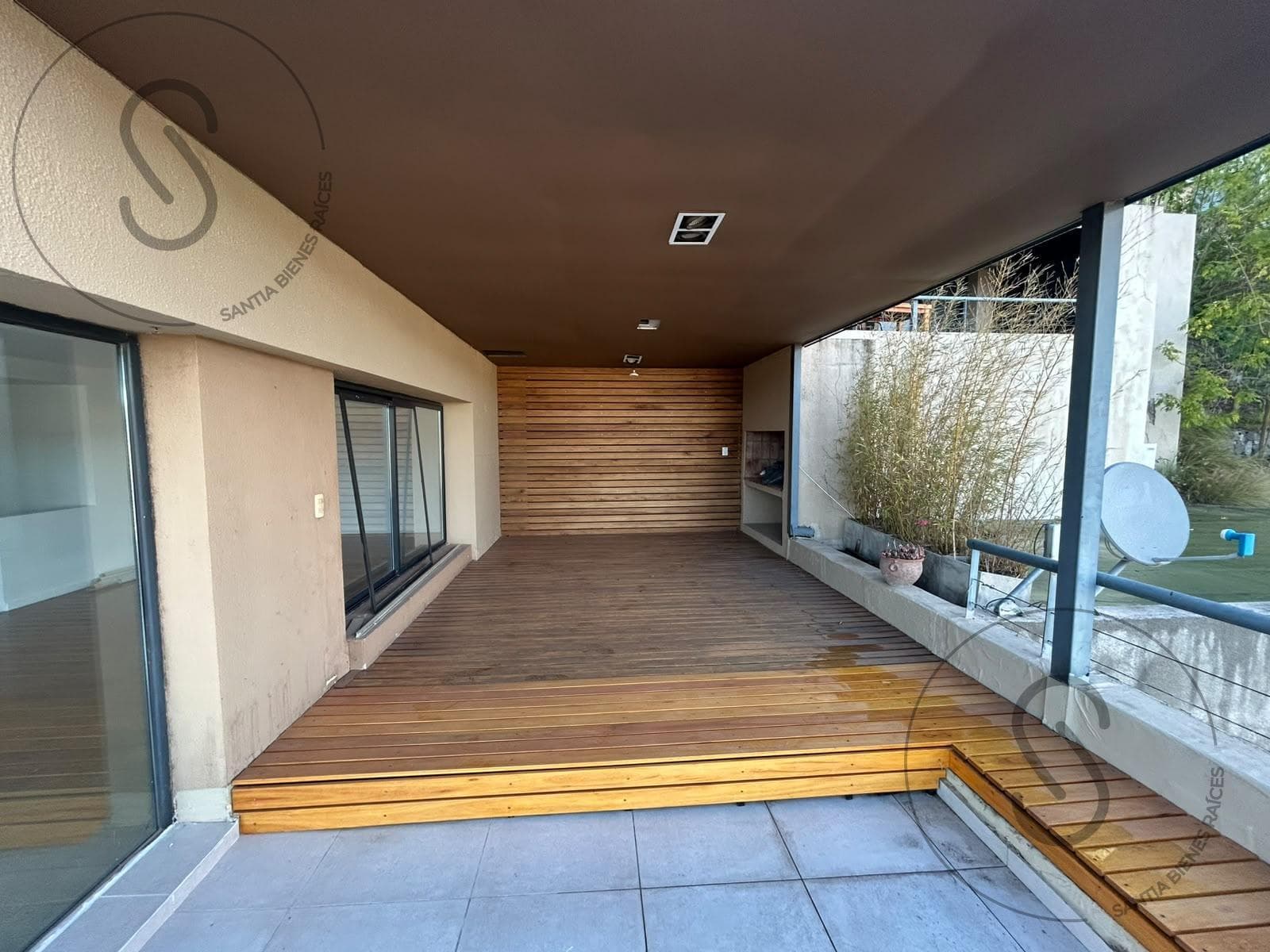 VENTA DEPTO 3 DORM CON 3 BAÑOS BALCON Y QUINCHO LA CUESTA VILLA RESIDENCIAL