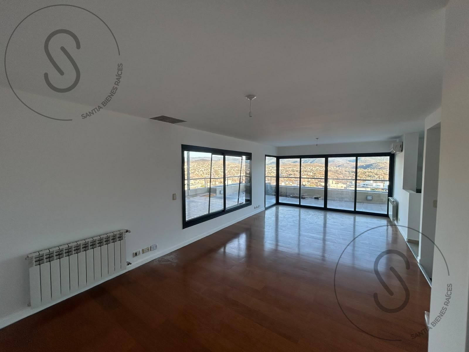 VENTA DEPTO 3 DORM CON 3 BAÑOS BALCON Y QUINCHO LA CUESTA VILLA RESIDENCIAL