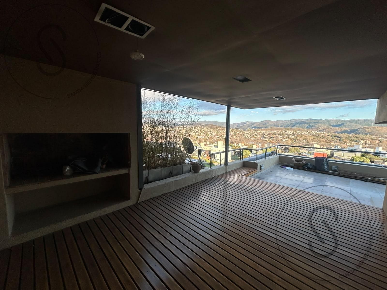 VENTA DEPTO 3 DORM CON 3 BAÑOS BALCON Y QUINCHO LA CUESTA VILLA RESIDENCIAL