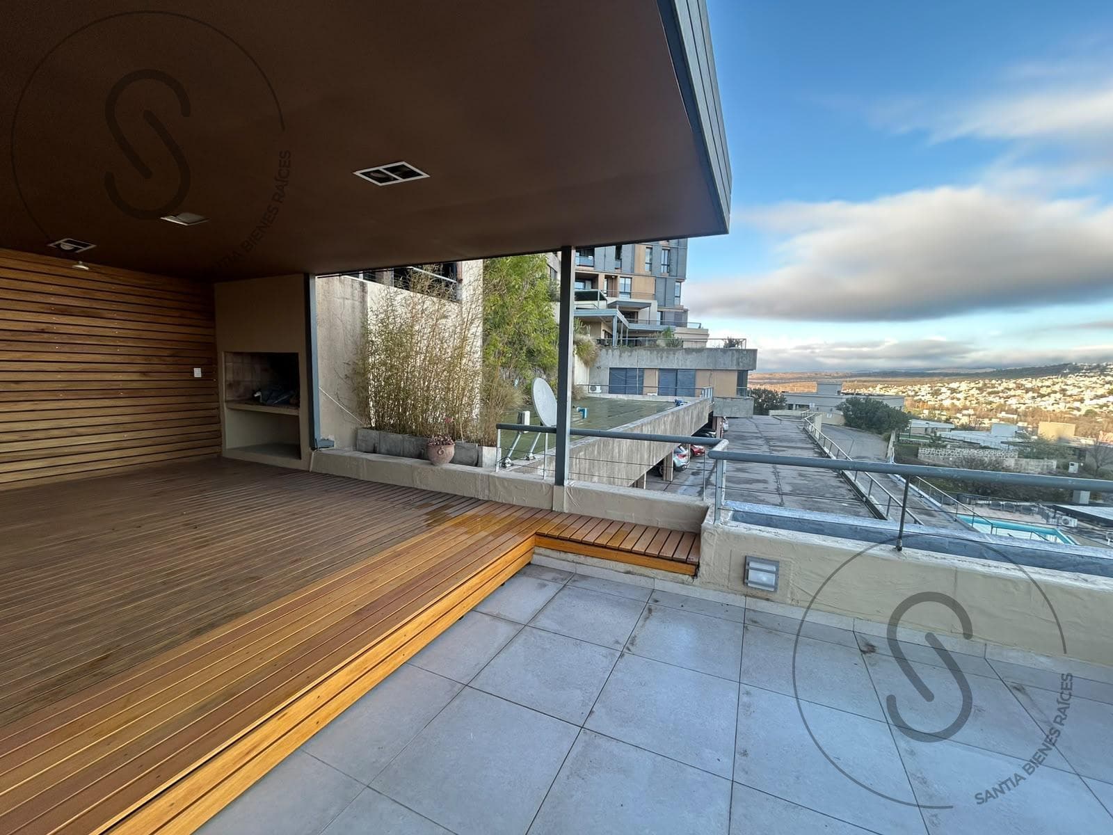 VENTA DEPTO 3 DORM CON 3 BAÑOS BALCON Y QUINCHO LA CUESTA VILLA RESIDENCIAL