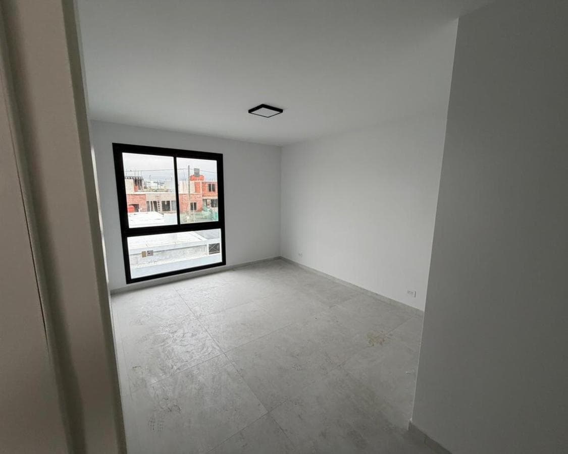 3-BEDROOM DUPLEX FOR SALE IN RINCONES DE MANANTIALES