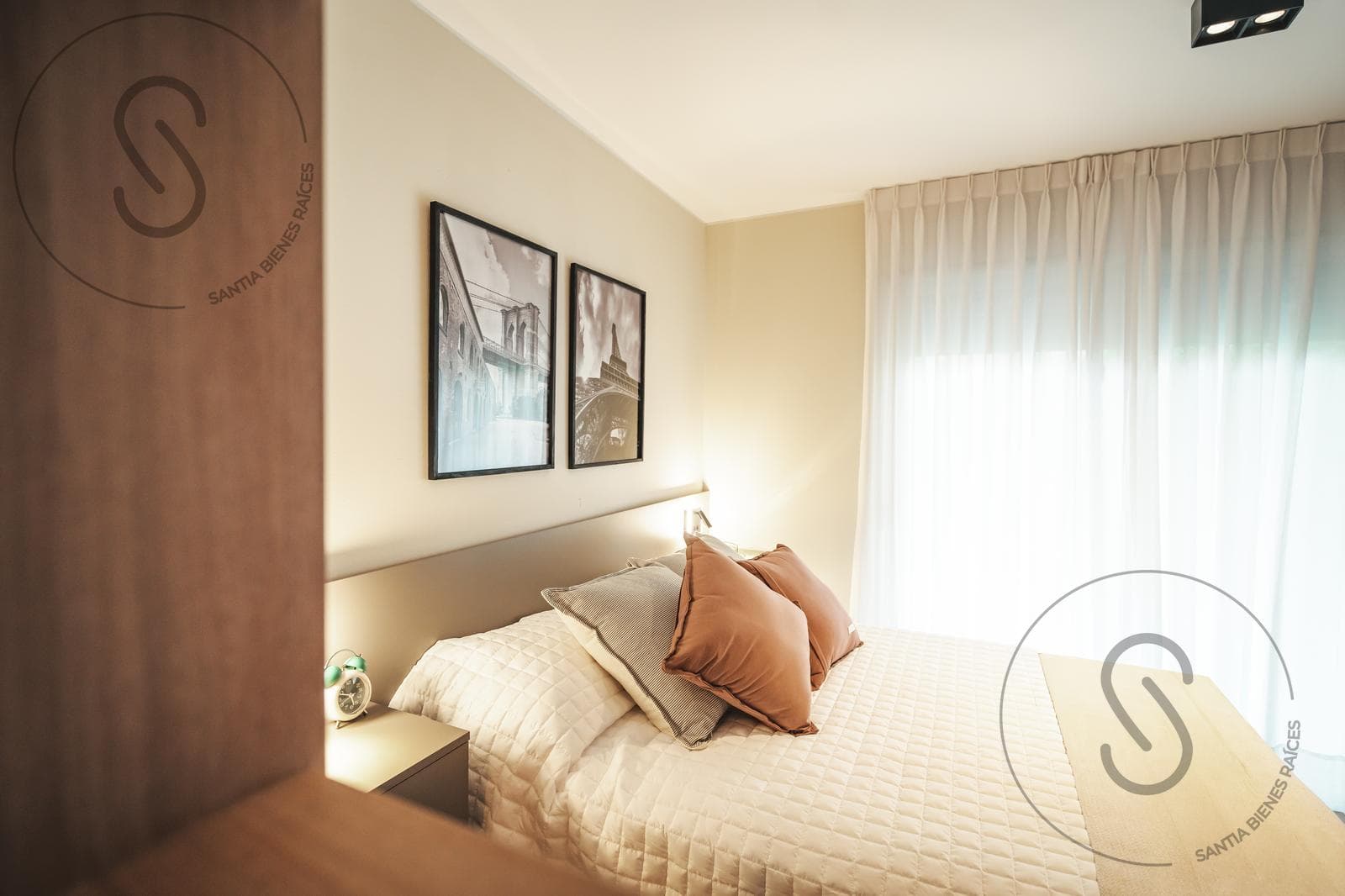 STUDIO APARTMENT FOR SALE WITH FRONT BALCONY AND BARBECUE IN NUEVA CBA